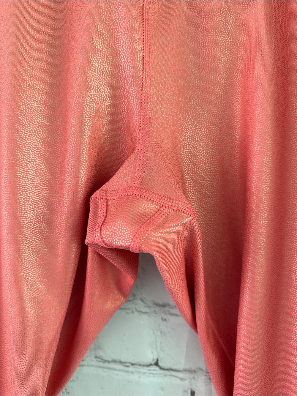 Puma Coral Pink V Front Crop Leggings with Side Pockets size L - Picture 4 of 11